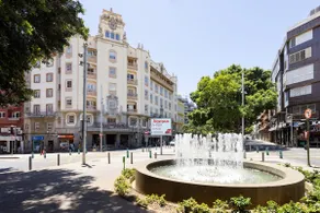 Stylish Urban Stay in Santa Cruz, Plaza Militar - Image 5