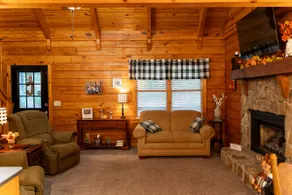 Stay and Play for the Fall at Star Haven! - Image 4