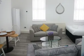 Majesty Suite - Image 2