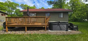 Cute Whitefish Cabin with Hot tub - Image 3