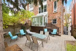 Downtown Designer Luxury Townhome - Image 5