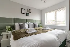 Triumph House - Image 4
