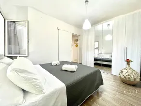 Teddy House Apartments - Image 3