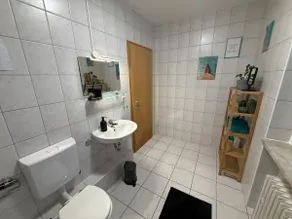 Modern style - 2 bedrooms - Parking - Balcony - Image 4