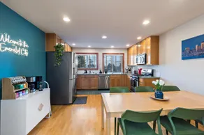 West Seattle~Game room~Near Stadiums~Kid friendly - Image 3