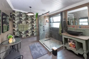 A Superior Suite 4 two near OR Tambo Airport - Image 3