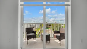 Strong WiFi- Free Parking Spot-Full Kitchen #309 - Image 3
