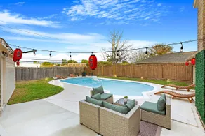 Relaxing Japandi Stay - Pool, Firepit - Image 2