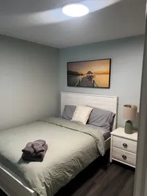 D Green oaks unit 12 Min to Downtown - Image 5