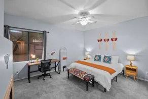 Pet Friendly-Big Yard-Garage-10 min UA-Bike Trails - Image 3