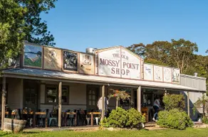 bush/beach cottage, - Image 2