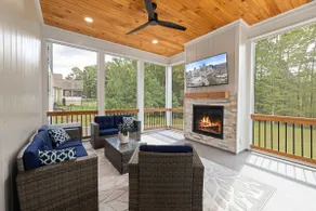 ~6k SqFt / 10 Beds for Luxury & Entertainment - Image 2