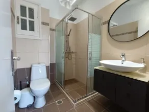 Beachfront 2BR Apartment | Beachside Retreat - Image 5