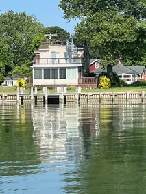 Island View House - Image 2