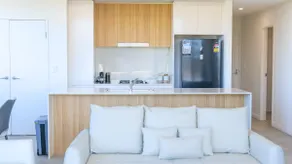 Stylish Canterbury –2 Min Train, 25 Min Sydney CBD - Image 5
