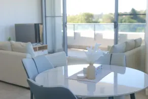Stylish Canterbury –2 Min Train, 25 Min Sydney CBD - Image 2