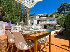 GARDEN HOUSE Malaga City - Image 2