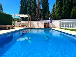 GARDEN HOUSE Malaga City - Image 3