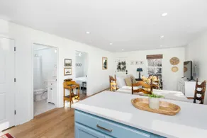 The Peony Cottage in Charlottesville - Image 3