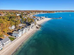 Beachfront on Niantic Bay | Private Beach | Views - Image 2