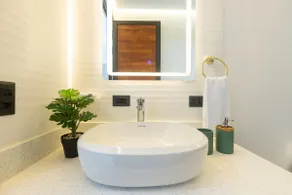 Brand New! Yaguar Villa Private Jacuzzi & Balcony - Image 3