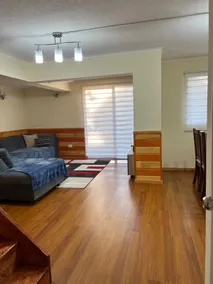 I rent a house, 2 floors, per day. - Image 3
