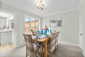 Charming 2 Bedroom Cottage in the Cotswolds - Image 4
