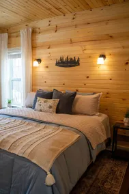 Pristine 1 BR with Hot Tub & Private Hiking Trails - Image 5