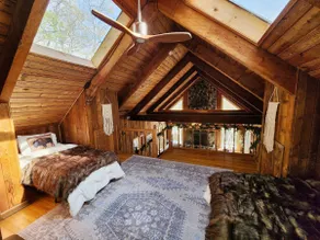 Summit Serenity - Walk To Slopes and Restaurants - Image 3