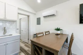 June Backhouse | Renovated Studio in Tech Terrace - Image 2