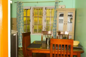 Sisters Home & Apartment - Image 5