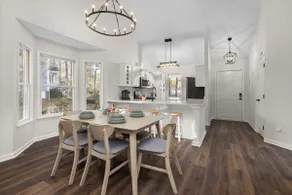 Fully Remodeled by Downtown w/ Suite, Desk, Pets - Image 4