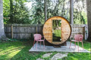 2-min Walk to Lake MI • Hot Tub + Sauna - Image 4