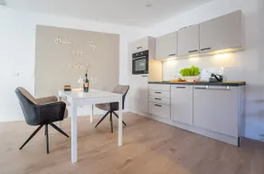 Marisol Design Apartment mit eigenem Stellplatz - Image 3