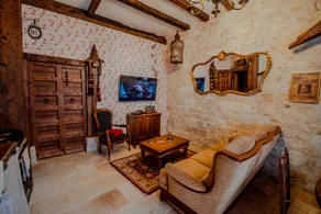 Room of Secrets – Very central Lauzerte - Image 4