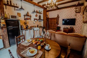 Room of Secrets – Very central Lauzerte - Image 2