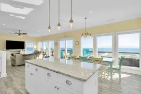 5-BR, 4 Kings, HotTub, OceanFront, Gates, Hammocks - Image 4