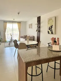 Modern and spacious apartment - Image 3