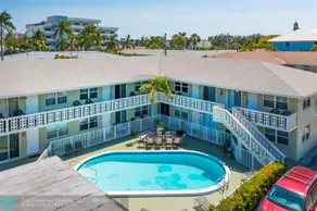 Modern Beach Condo, 3 min Walk to Ocean +WiFi #202 - Image 4