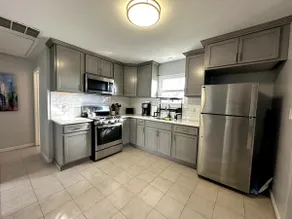 2Bd - 1Bath, Easy NYC Access Sleeps 5 +parking - Image 5