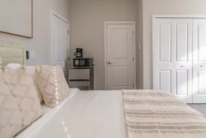 Oasis Suite | Private Entrance 1B/1B - Image 3