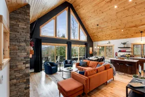 5 BR+HeatedSwimSpa+Sauna+Views+Close to Sunday Rvr - Image 3