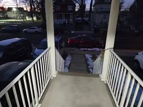 1 Bedroom Apt with WiFi, & Laundry in Plainfield - Image 3