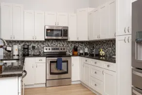 Equestrian Home - Image 5