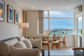 Opera House Harbour Penthouse 1B - Image 2