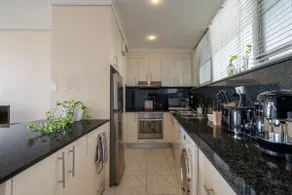 Opera House Harbour Penthouse 1B - Image 5