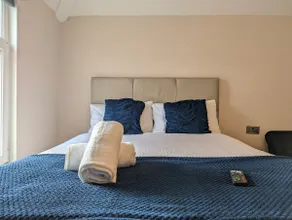 Cosy & Central Studio Bedsit 5 - Image 5