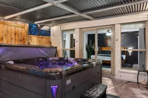 Family Oasis - Heated Pool+Hot Tub+Bar+Game Room - Image 2