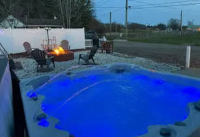 Mayor's Manor: Hot Tub | Game Room | Fire Pit - Image 5