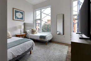 Prime Hoboken: 2BR Loft - NYC in 15 minutes - Image 3